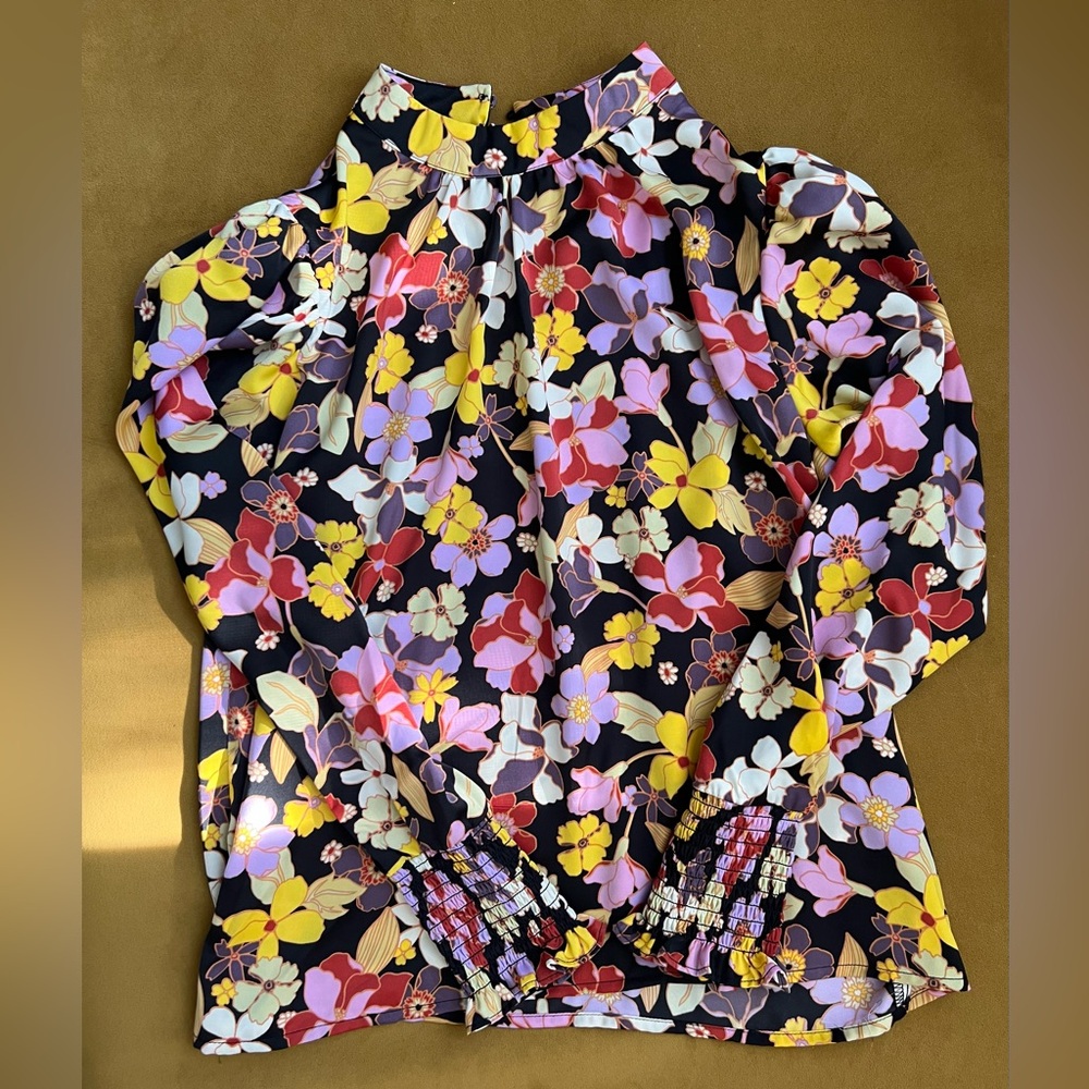WHO WHAT WEAR Mock-neck Puff Sleeve Floral Blouse